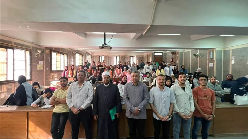 جامعة المنصورة تحصّن شبابها فكريًا وصحيًا ضمن 
