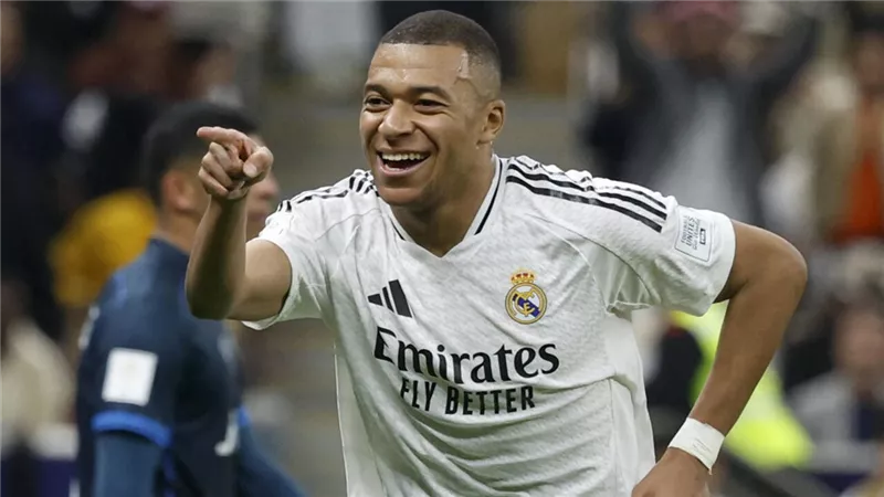 كيليان مبابي يفوز بجائزة أفضل لاعب في مباراة ريال مدريد وأتلتيك بلباو