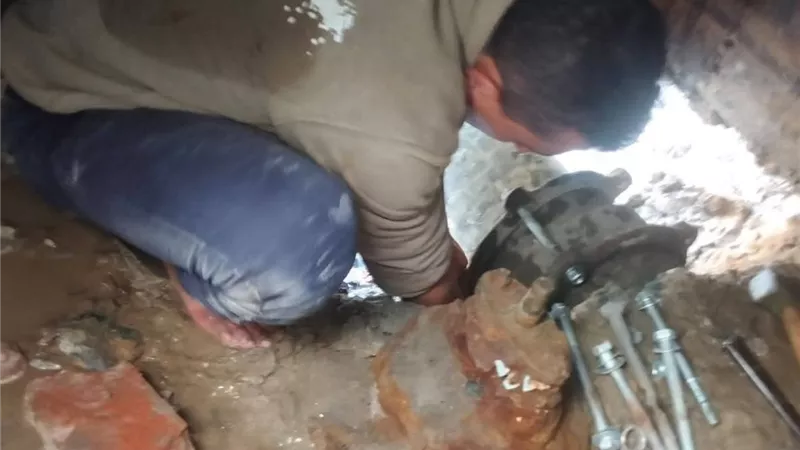 بعد إصلاح الكسر الرئيسي.. إعادة ضخ المياه لقرية الربع ببلطيم