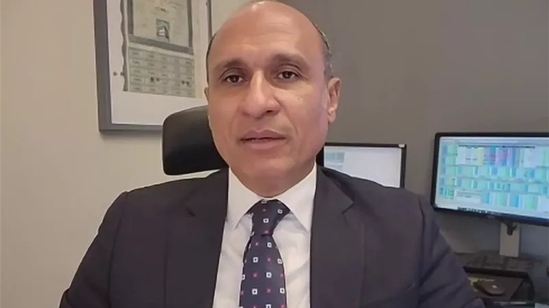 محمد لطفي: تخفيض الفائدة في 2026 قد يصل لـ4% ويحفز الاستثمار في البورصة
