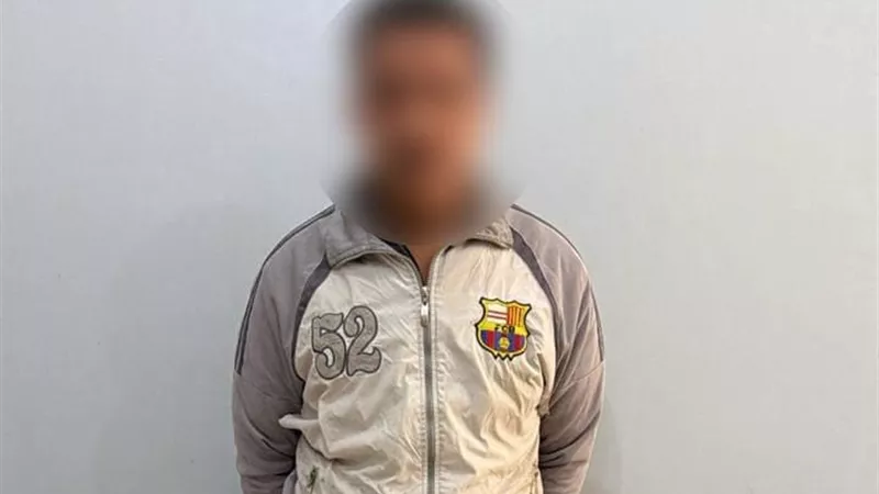 لتوزيعها على الناخبين.. القبض على شخص بحوزته مبالغ مالية أمام لجنة بسوهاج