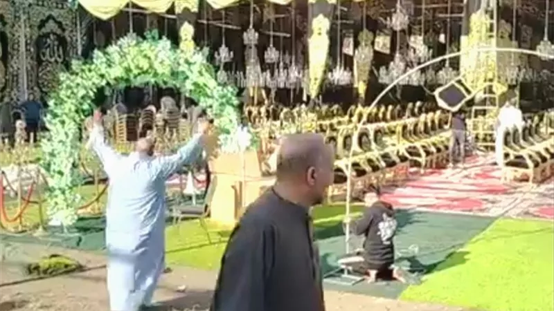 تجهيزات واسعة لعزاء الحاجة سبيلة على مساحة 4 أفدنة بقرية ميت العامل