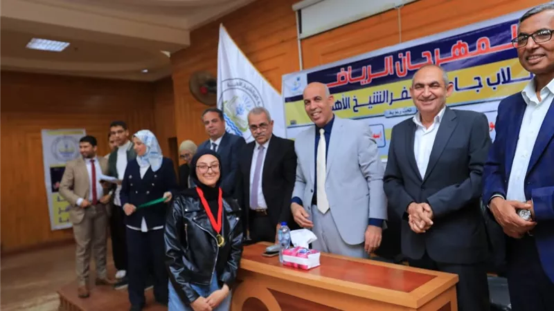 رئيس جامعة كفر الشيخ الأهلية: الأنشطة الطلابية جزء أساسي من بناء الشخصية