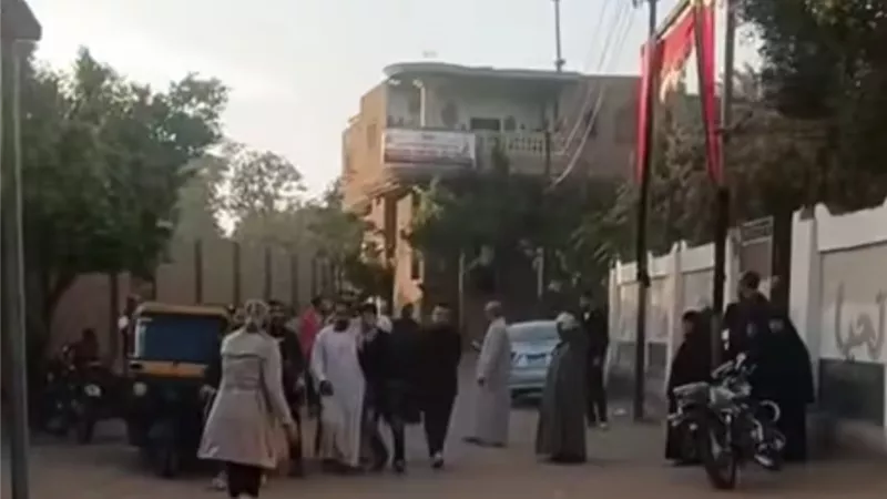 اشتباك في «أبشواي».. الأمن يحقق في مشاجرة أمام لجنة انتخابية بالفيوم 