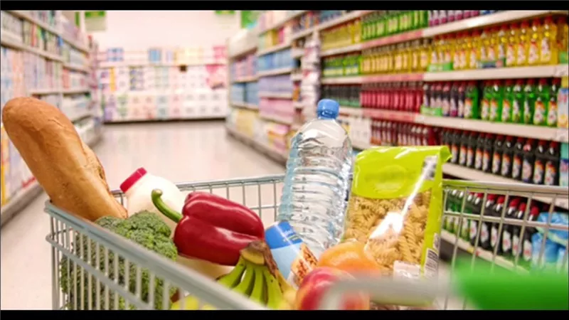 خلال أسبوع.. أسعار الغذاء بين انخفاض الحبوب وارتفاع اللحوم والدواجن