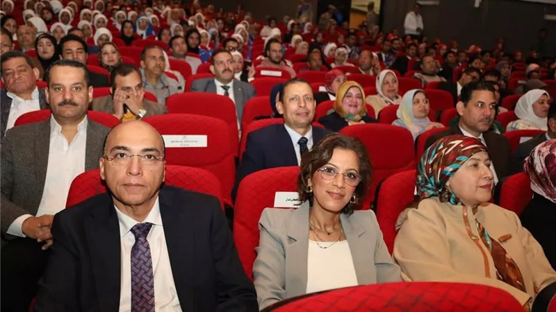 عميدة 