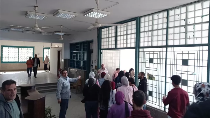 كلية الآثار تنجح في تنفيذ تجربة إخلاء مفاجئة استغرقت 4 دقائق فقط