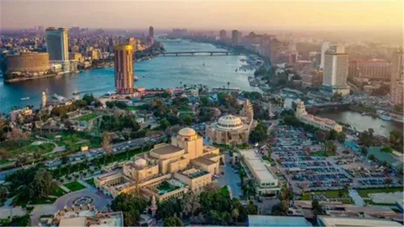 لماذا يعتبر 2025 الفرصة الذهبية للاستثمار في العقارات الفندقية بمصر؟ 