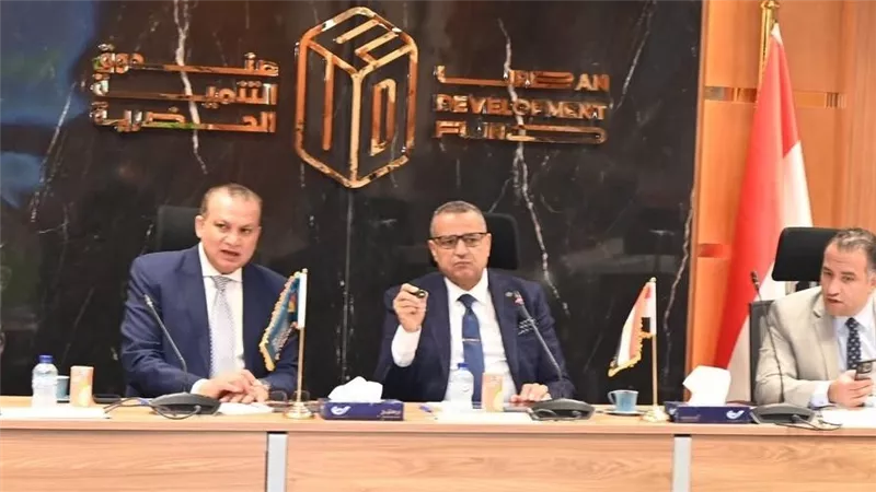 محافظ جنوب سيناء يبحث مع رئيس صندوق التنمية الحضرية تعزيز مشروعات الإسكان