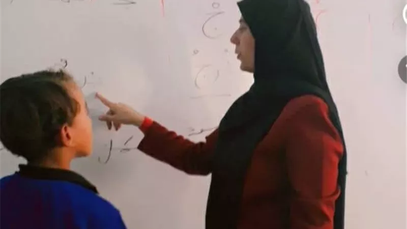 تنفيذ برنامج القراءة والكتابة لتلاميذ درب الأربعين بالوادي الجديد