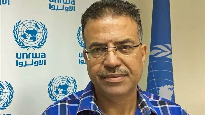 عدنان أبوحسنة: «الأونروا» تواجه تحديات مالية كبيرة ومحاولات لتشويه دورها
