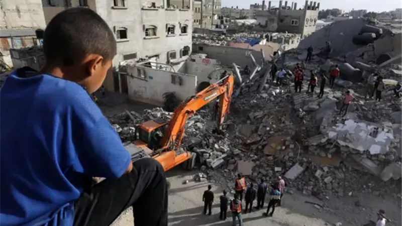 مسؤول أممي: يجب الضغط على إسرائيل لإنهاء هجماتها على غزة| فيديو