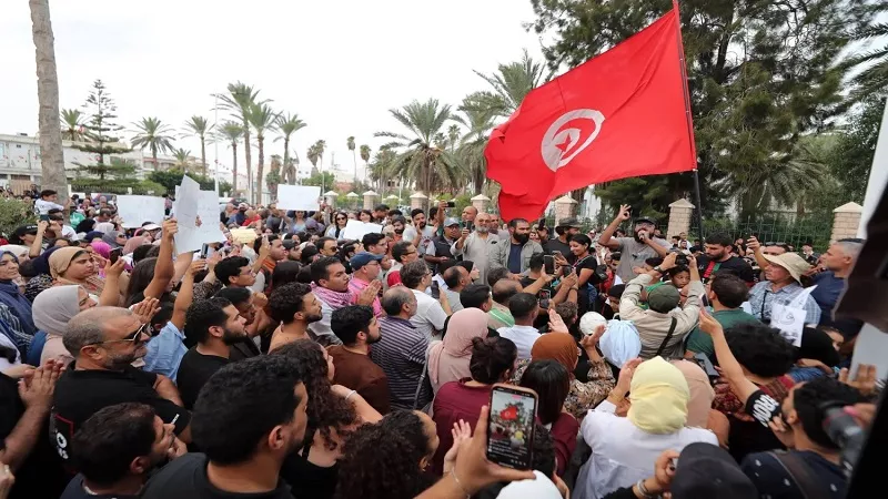 دعوات الإضراب تدفع الشارع التونسي نحو الانقسام.. ما التفاصيل؟|فيديو