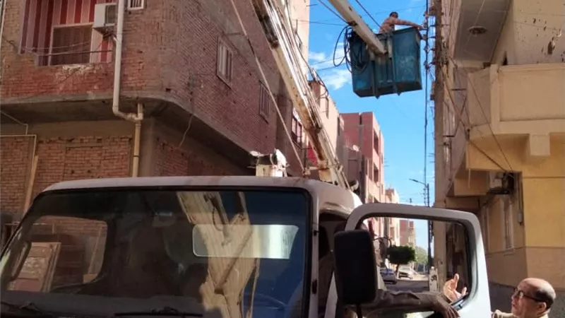 رئيس مركز إهناسيا يقود جولات ميدانية لضمان انضباط البيئة ومكافحة التعديات 