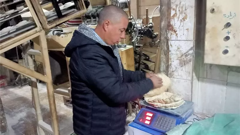 3 محاضر ضد المخابز المخالفة بحي غرب كفر الشيخ