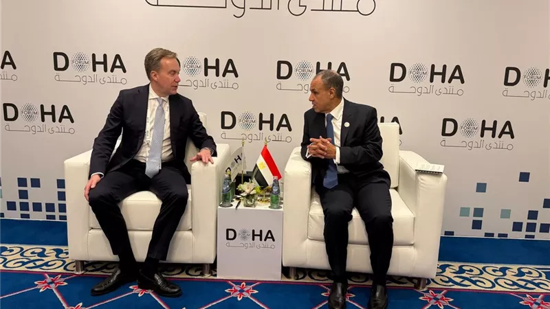 منتدى الدوحة.. عبد العاطي يبحث التعاون الاقتصادي والأوضاع الإقليمية