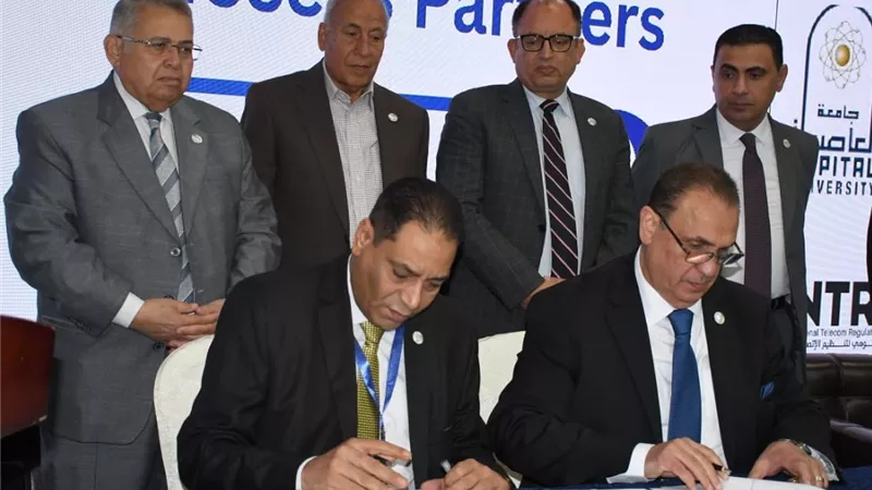 رئيس جامعة العاصمة: التعليم والتكنولوجيا نصنع بهما اقتصاداً قوياً 