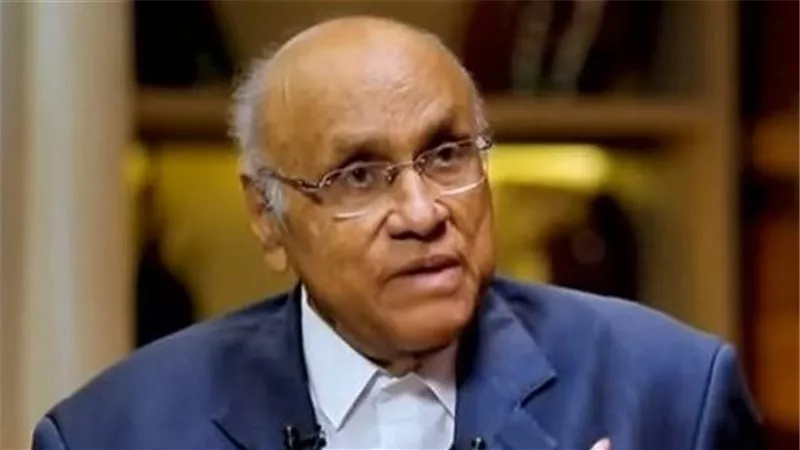 القعيد: شعار معرض الكتاب «من يتوقف عن القراءة يتأخر قرونًا» مناسبًا| خاص