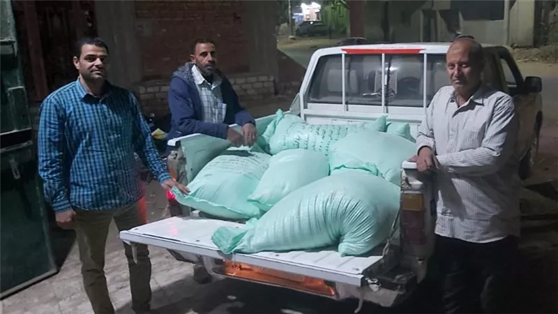 ضبط طن دقيق بلدي مدعم قبل بيعه بالسوق السوداء في الفيوم