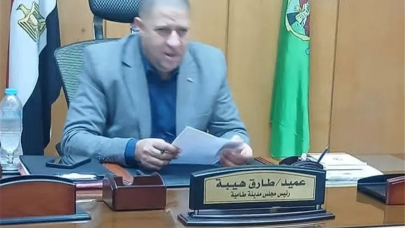 لغياب الانضباط.. إحالة عدداً من رؤساء الوحدات المحلية للتحقيق بالفيوم