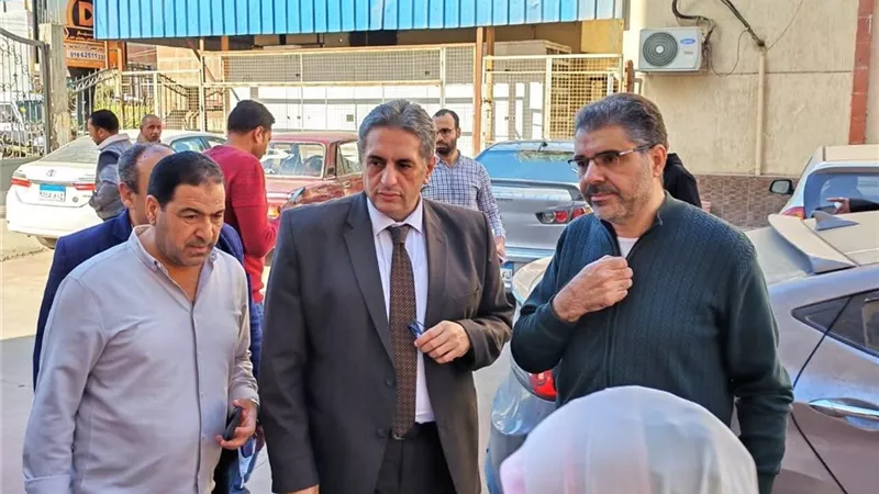 وكيل صحة كفر الشخ يتفقد مستشفى دسوق العام ويراجع جاهزية الطوارئ 