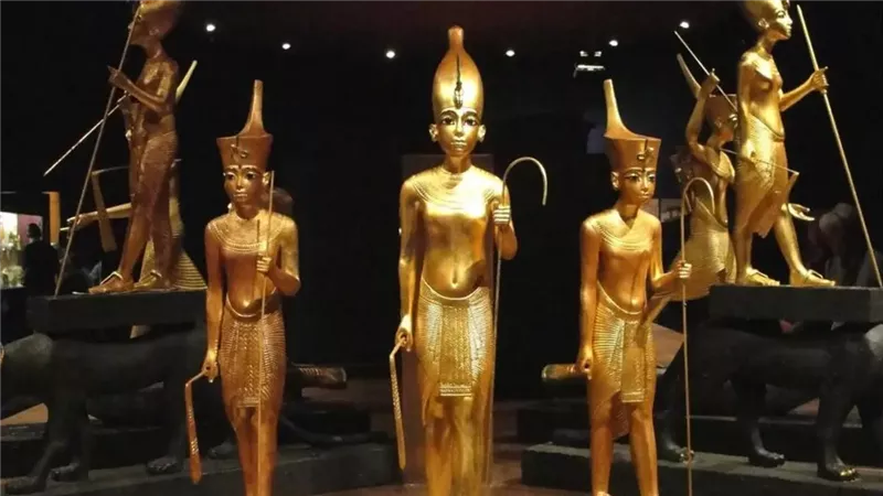 بين الرقمنة والتسجيل الورقي.. «إيجبتك» يفتح ملف تأمين المخازن الأثرية