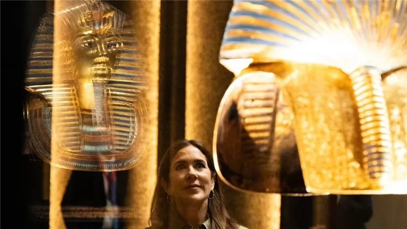 القومي للمسرح يطلق مسابقة تأليف للأطفال عن الملك توت عنخ آمون