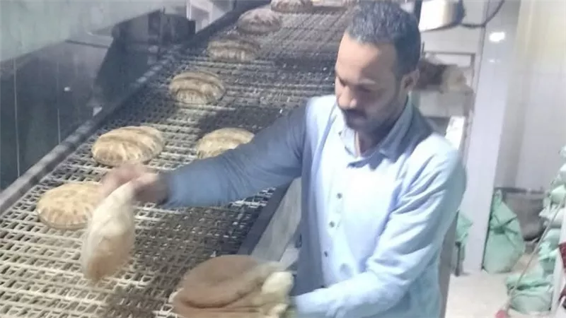 تحرير 8 محاضر ضد المخابز المخالفة بنطاق مركز ومدينة دسوق في كفرالشيخ