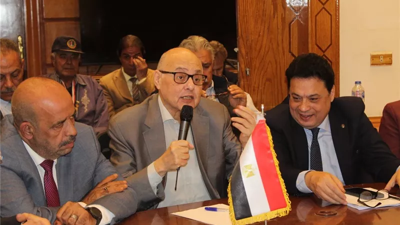  دعم الدولة مع تقديم بدائل سياسية واضحة.. حزب الغد يحدد خريطة عمله المقبلة