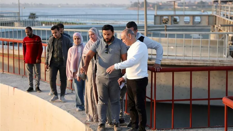 رئيس مياه أسيوط يتفقد اعمال توسعات محطات منفلوط المرشحة