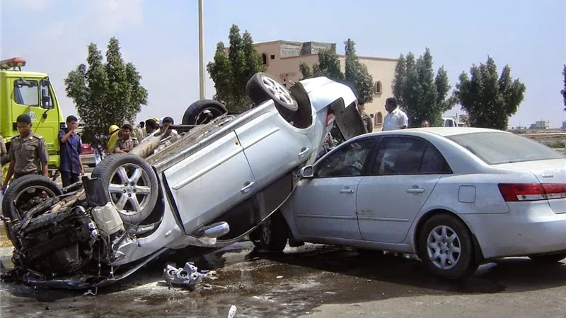 بعد مقتل وإصابة 30 خلال ساعات ..  متى يتوقف نزيف الاسفلت في مصر؟