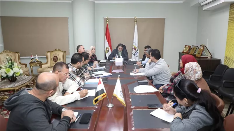 بني سويف تُحدث ثورة في النقل.. نائب المحافظ يتابع خطط تشغيل 