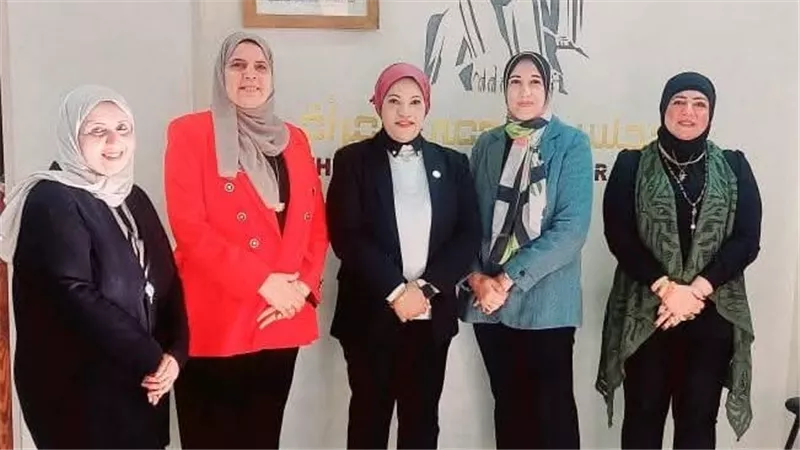 صرخة تضامن في بني سويف.. المحافظ يرعى حملة مكثفة لمناهضة العنف ضد المرأة 