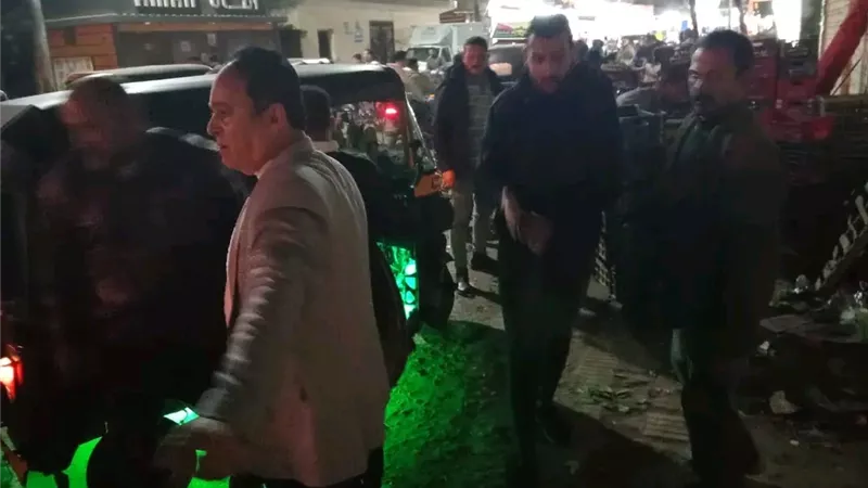حملة لإزالة الإشغالات بشوارع منية النصر بالدقهلية