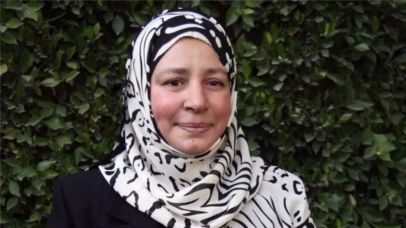 «مش محتاجة لحد».. الحالة الصحية والمادية لـ عبلة كامل|إنفوجرافك