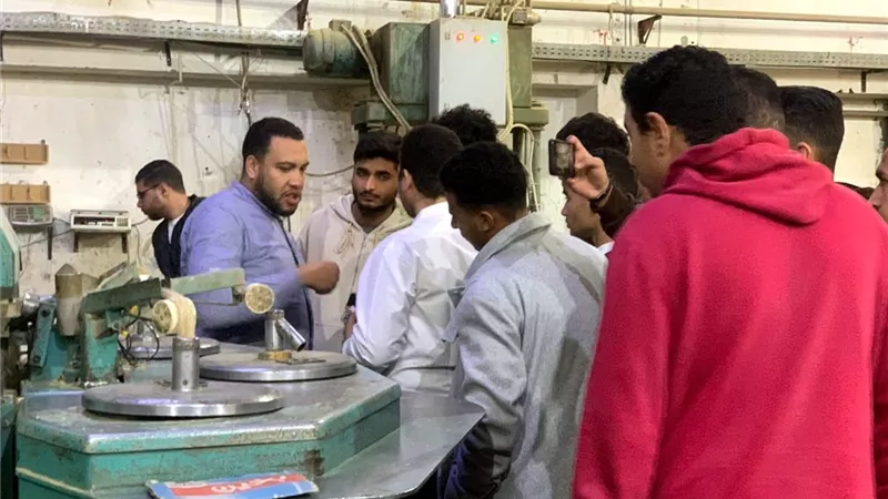 طلاب جامعة الدلتا التكنولوجية يواصلون الزيارات الميدانية بالمنوفية