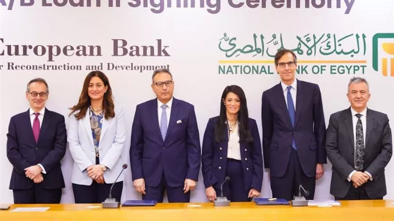 المشاط تشهد توقيع اتفاق تمويلي بـ 100 مليون دولار لدعم المشروعات