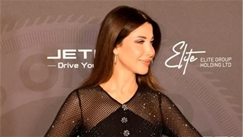 سعر صادم لفستان نانسي عجرم في حفل الرياض