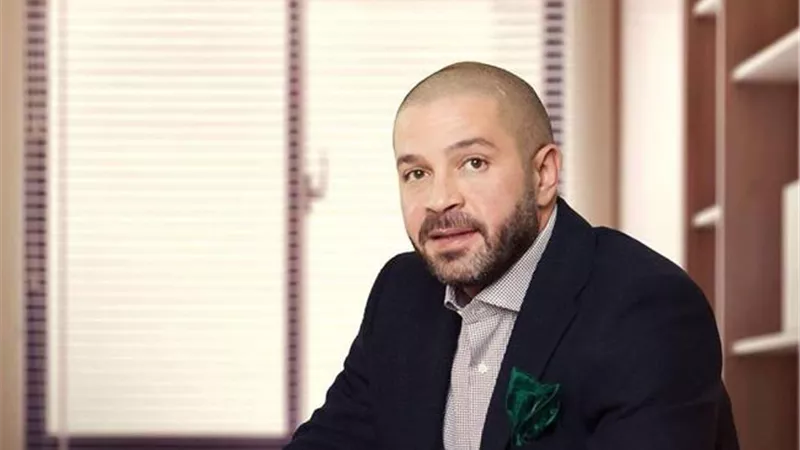 رئيس رابطة الأندية يحسم الجدل حول إقامة مباريات الدوري في رمضان|فيديو 