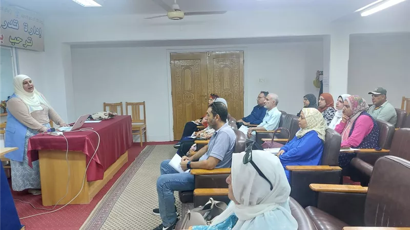 جامعة قناة السويس تنظم برنامجًا تدريبيًا توعويًا حول 