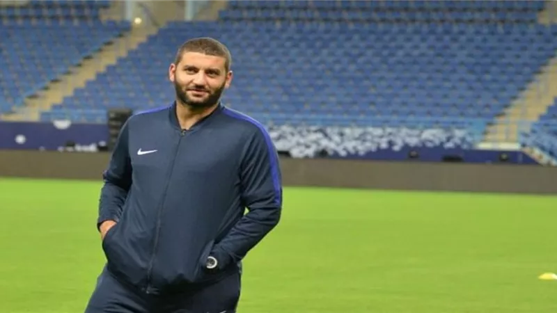  السكن والوجبات.. أمير عزمي مجاهد يكشف كواليس رحيله عن فريق أسوان 