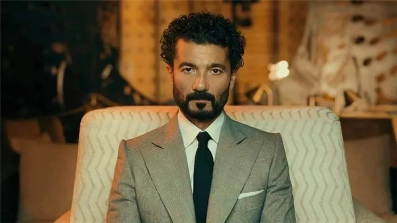 فرحتي كبيرة.. رسالة خاصة من خالد النبوي للمخرج محمد عبد العزيز 