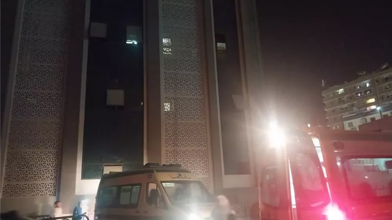 السيطرة على حريق محدود بمستشفى أسوان الجامعى