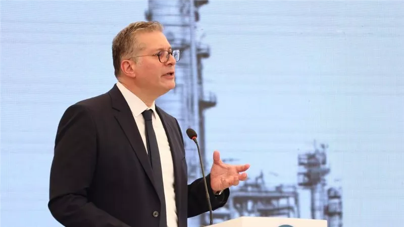 وزير البترول: مشروع استرجاع الغازات بـ «مصفاة النصر» نفذته أيادٍ مصرية