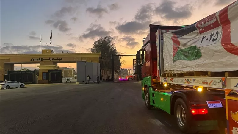 قافلة «زاد العزة».. تحمل 2500 طن من المساعدات العاجلة للفلسطينيين