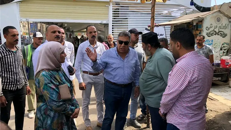 للمرة الثانية خلال يومين.. محافظ الدقهلية يتابع الأسواق المجتمعية