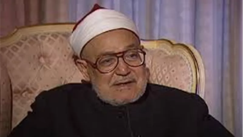 رسالة باكية من الشيخ الغزالى قبل قمة الدوحة: من يطلب الخير من أمريكا 