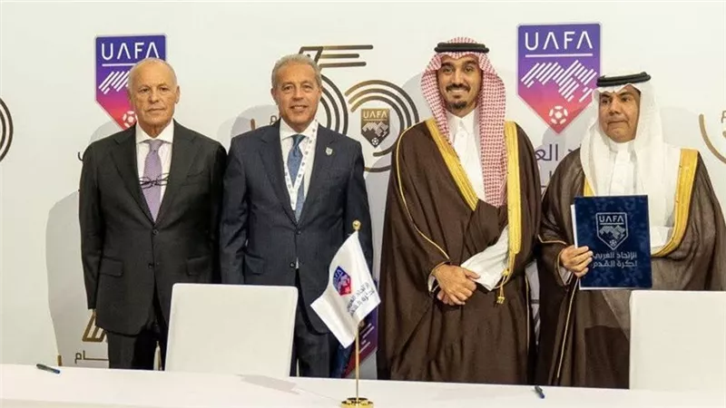 أبو ريدة نائبا أول لرئيس الاتحاد العربي لكرة القدم