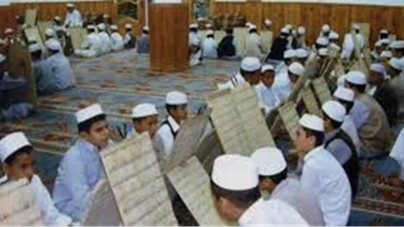 «أوقاف الشرقية» تكرم حفظة القرآن الكريم | صور