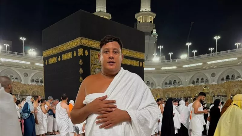 «يارب اكتبها لاخواتي».. حمو بيكا يؤدي مناسك العمرة بعد انتهاء حفلات الساحل